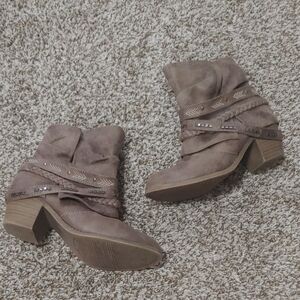 SO Brown Ankle Booties Women's Size 6